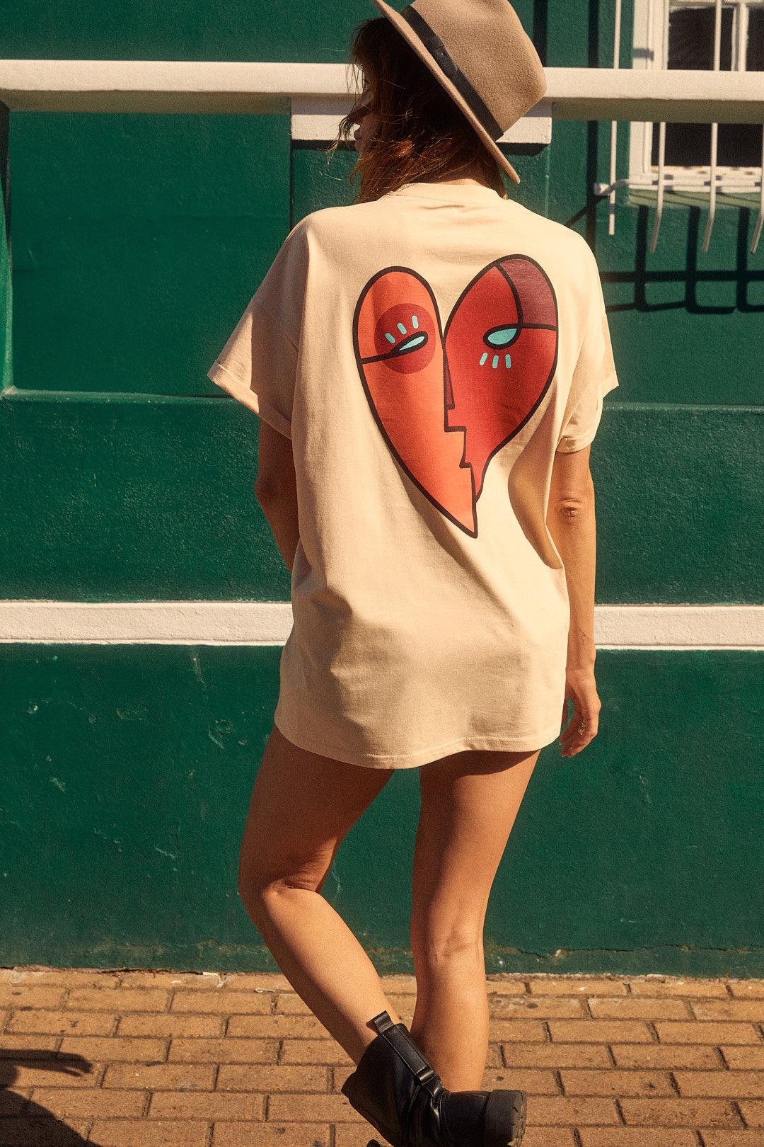 Heart Oversized Tee Chamois