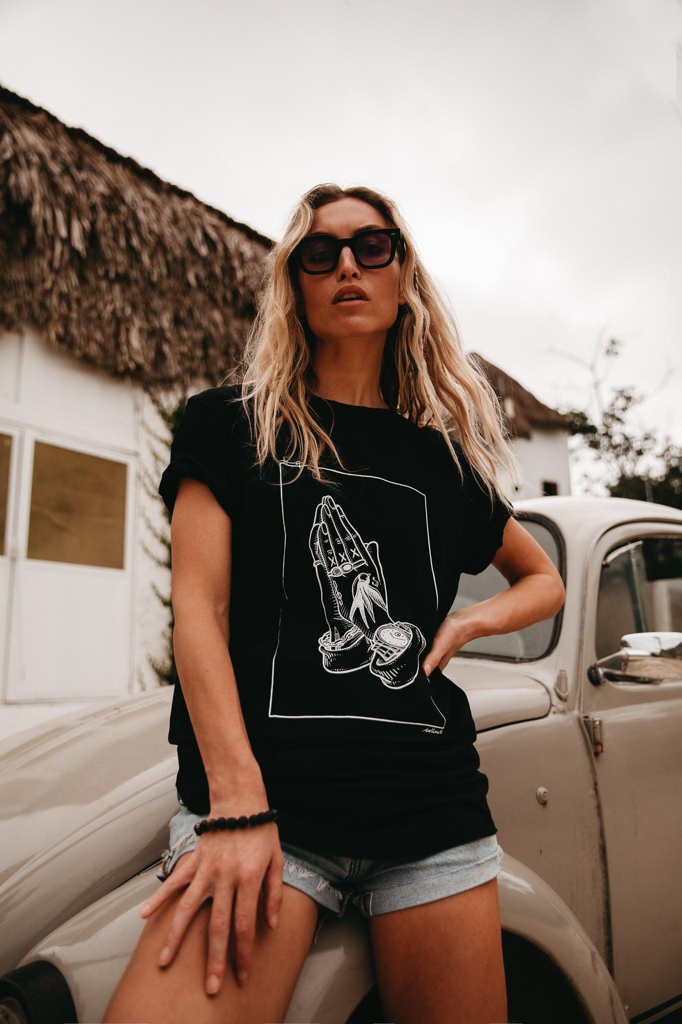 Pray Tee Black