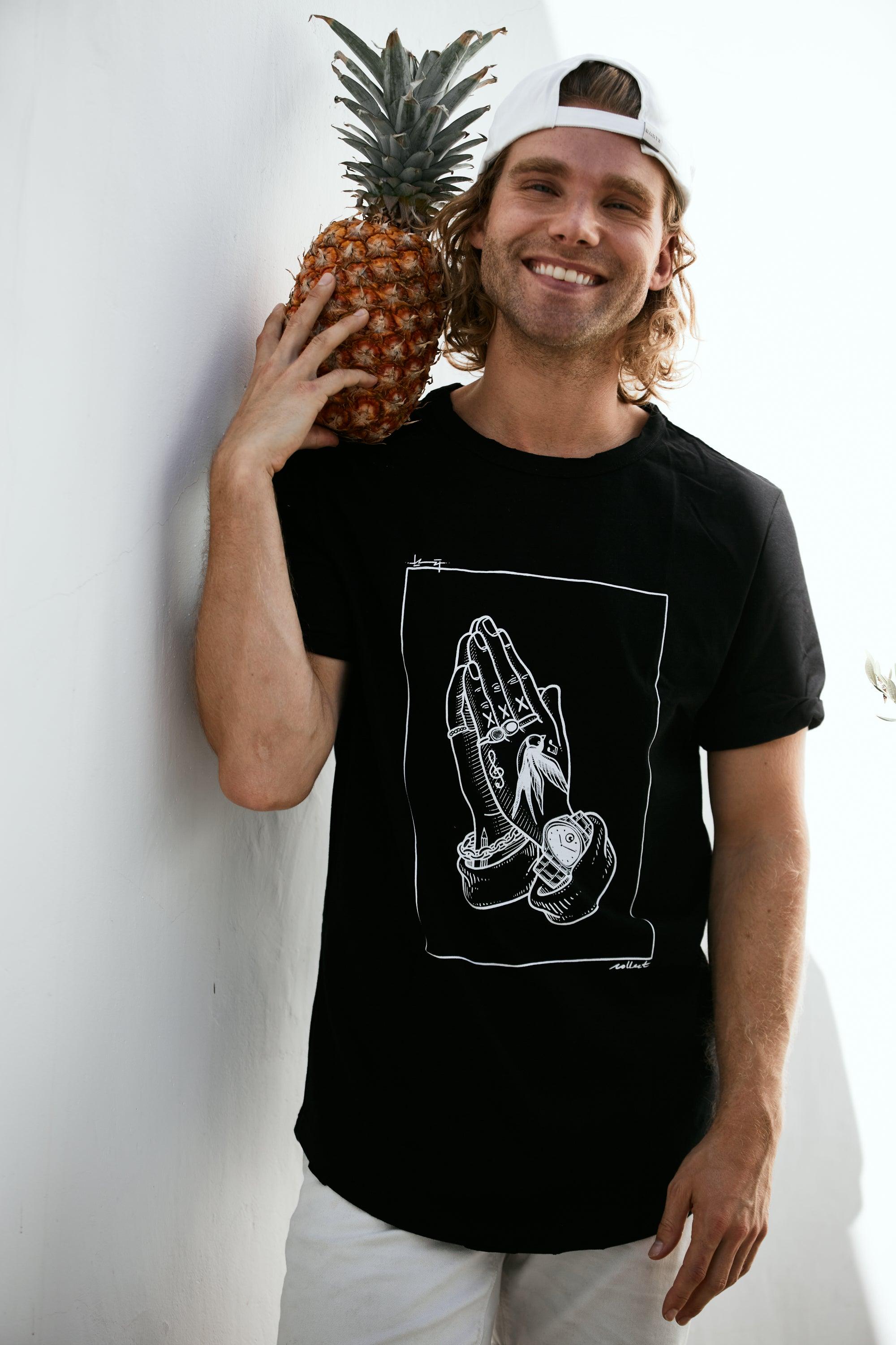 Pray Tee Black